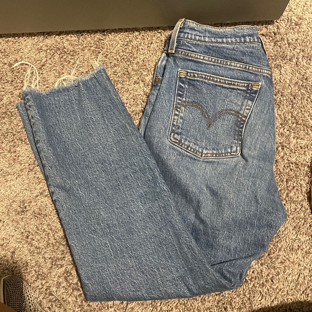 Wedgie Straight Levi’s